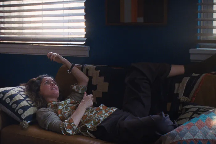 ‘ইফ আই হ্যাড লেগস’ সিনেমায় রোজ বার্ন। ছবি: সংগৃহীত