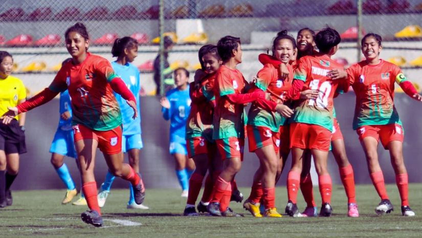 ভারতকে হারিয়ে ফাইনালে বাংলাদেশ