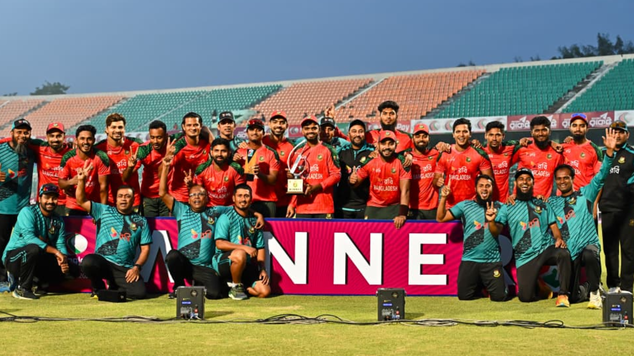 টি-টোয়েন্টিতে এই বছর বাংলাদেশের কার কত ছক্কা?