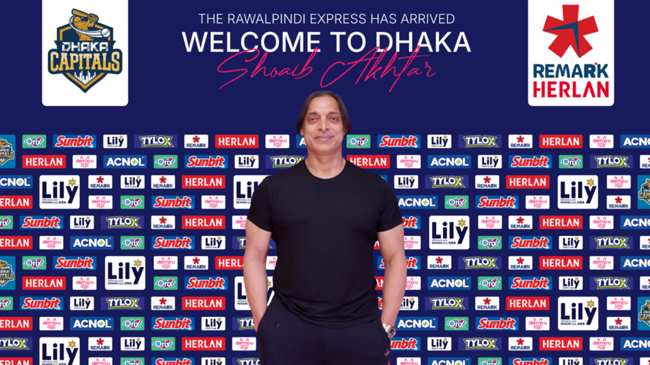 ‘মেন্টর’ শোয়েব আখতার এখন ঢাকায়