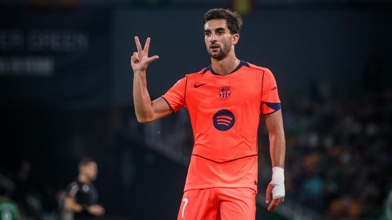 বার্সেলোনার জার্সিতে তোরেসের হ্যাটট্রিক