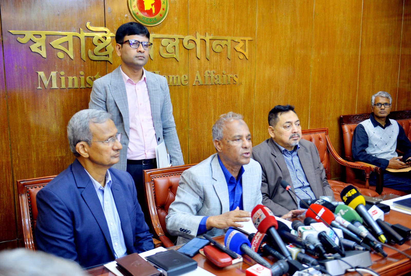 জাতীয় নির্বাচনের সব প্রস্তুতি নেওয়া হয়েছে-স্বরাষ্ট্র উপদেষ্টা