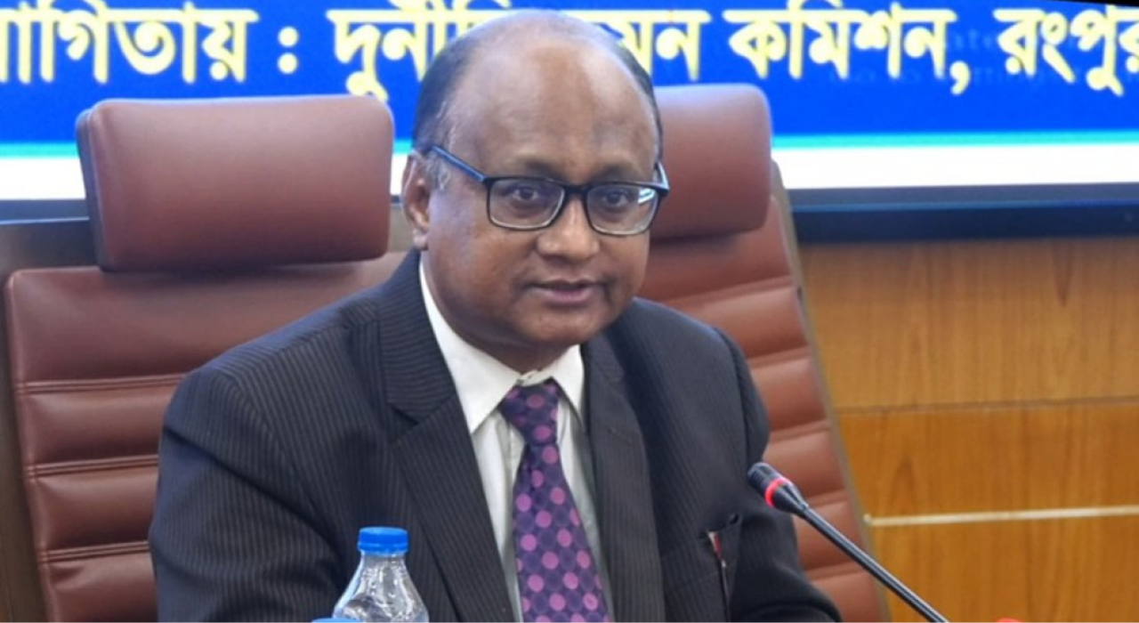 যাদের নির্বাচিত করলে দুর্নীতি কমবে, জানালেন দুদক চেয়ারম্যান