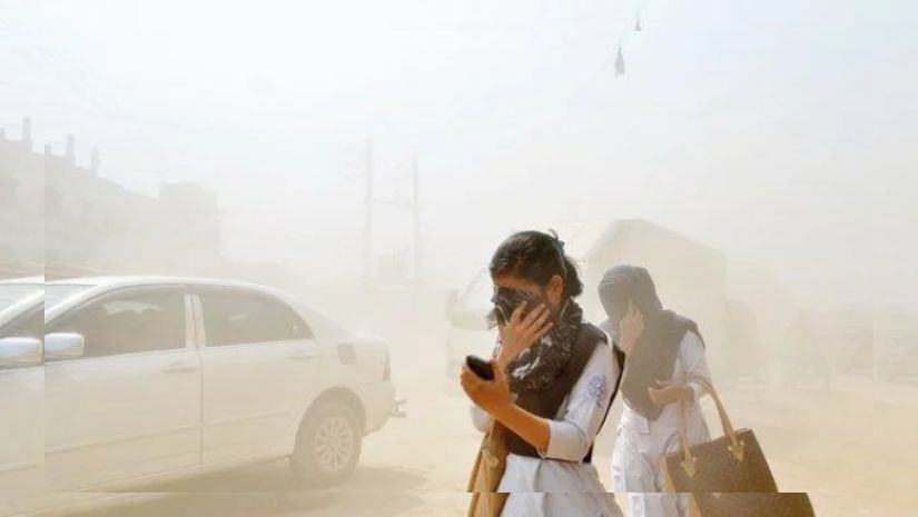 বায়ুদূষণে আজ ঢাকার অবস্থান যেখানে