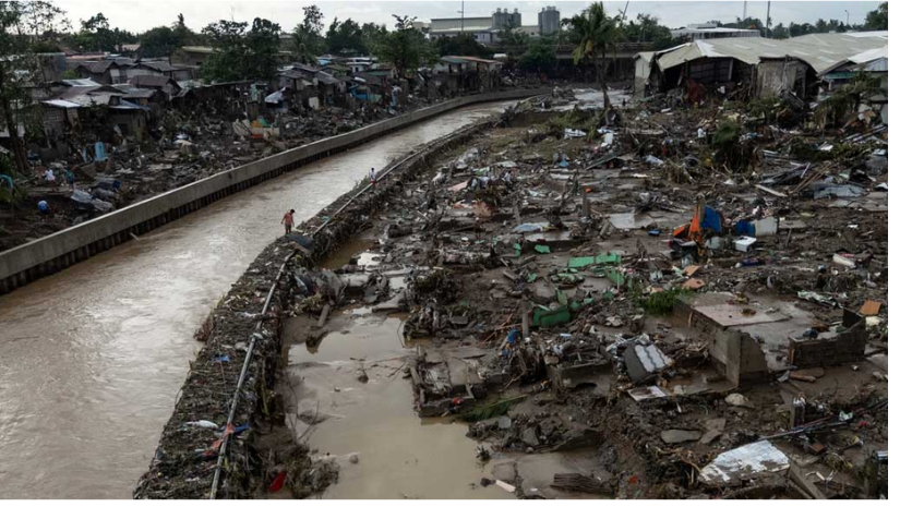 টাইফুন কালমায়েগির তাণ্ডব: ফিলিপিন্সে প্রাণহানি অন্তত ৬৬, বাস্তুচ্যুত লাখো মানুষ
