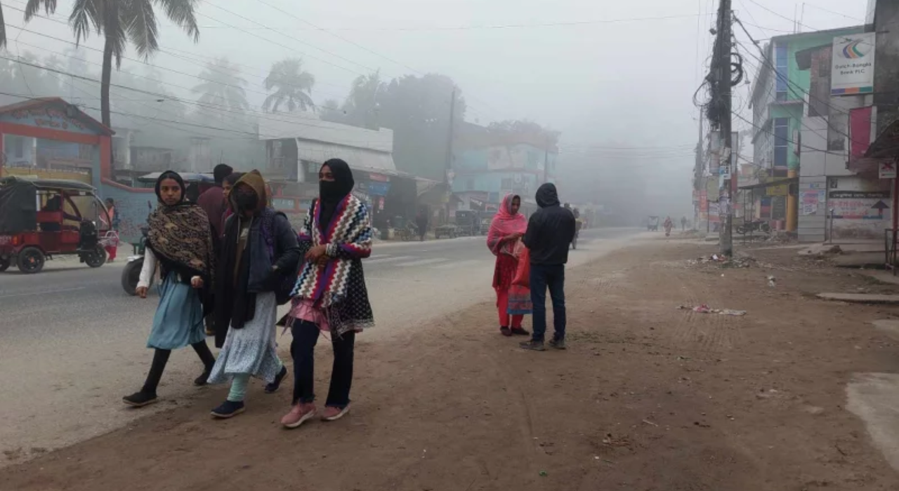 উত্তরে বাড়ছে শীতের তীব্রতা, ১২ ডিগ্রির ঘরে তাপমাত্রা