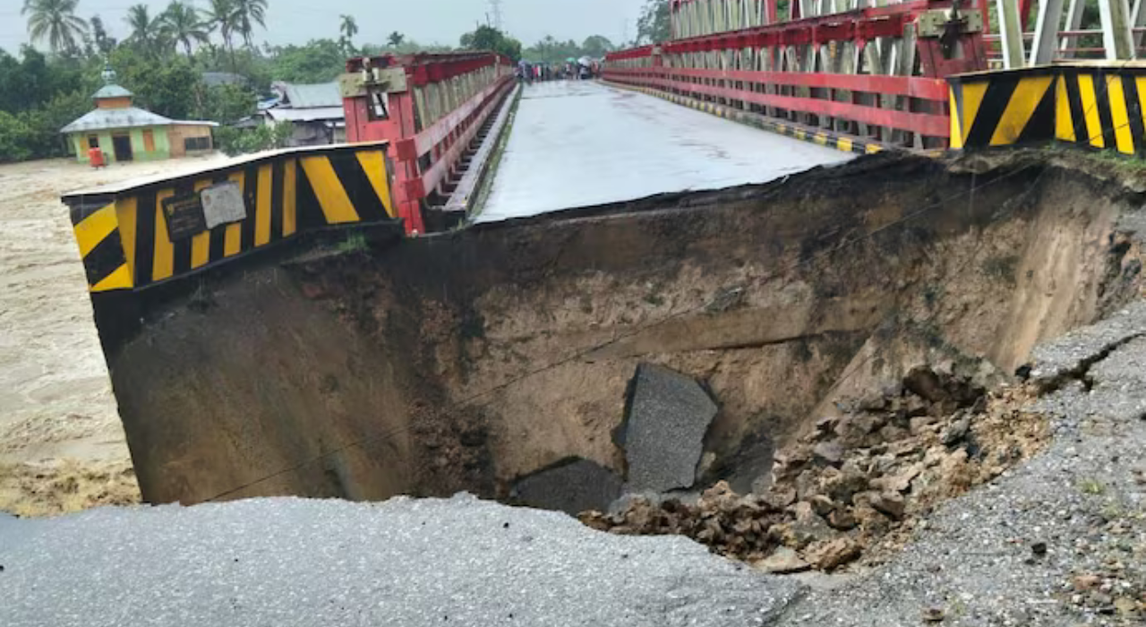 ৬.৩ মাত্রার ভূমিকম্পে কাঁপলো ইন্দোনেশিয়া