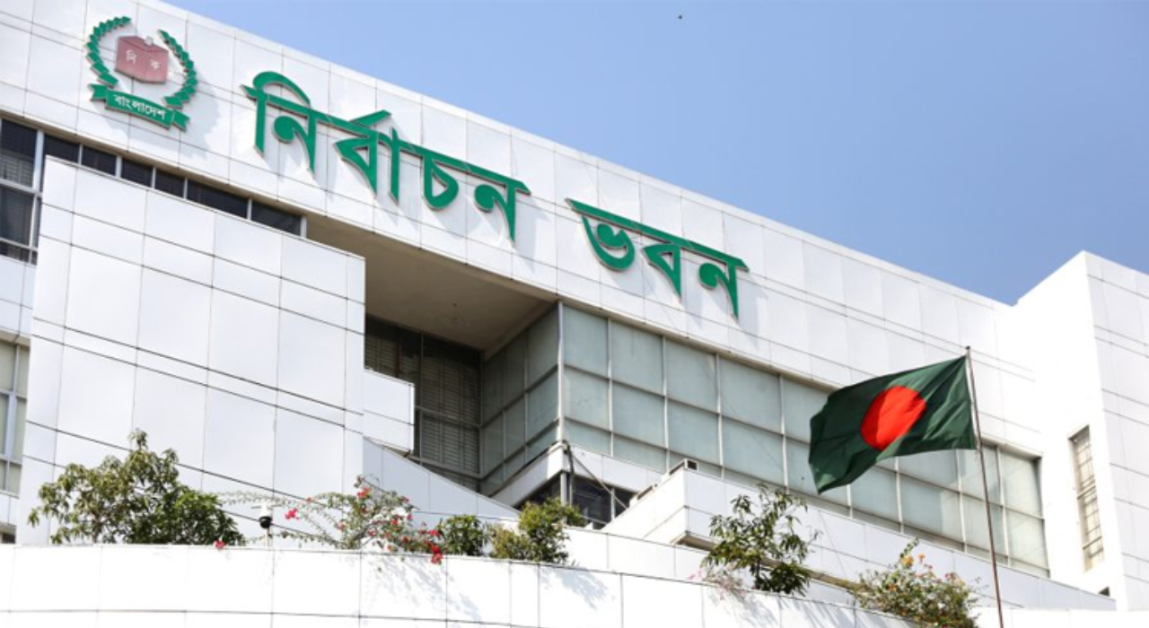 নির্বাচনের তফসিল নিয়ে ইসির বৈঠক আজ