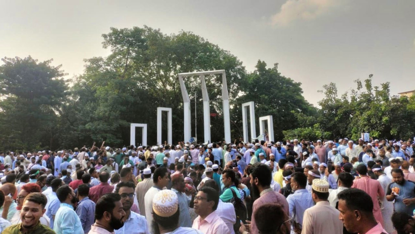 ৯ দিন ধরে শহীদ মিনারে অবস্থান, আজ থেকে আমরণ অনশন এমপিওভুক্ত শিক্ষকদের