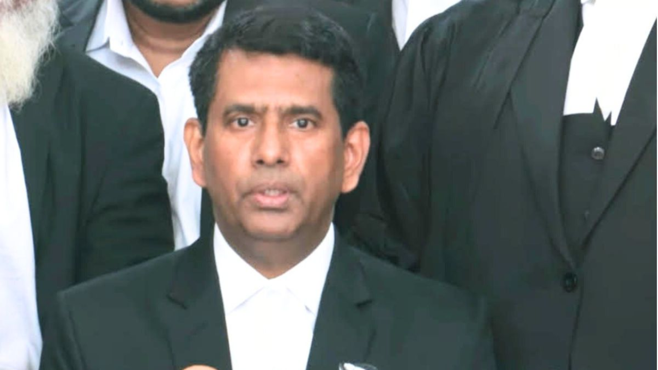 মানবতাবিরোধী অপরাধের মামলার বিচার দেশপ্রেমিক সেনাবাহিনীর বিরুদ্ধে নয়: চিফ প্রসিকিউটর