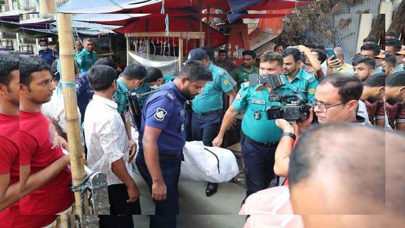 নিহতের পরিবারকে ৫ লাখ ক্ষতিপূরণ ও চাকরি দেবে সরকার