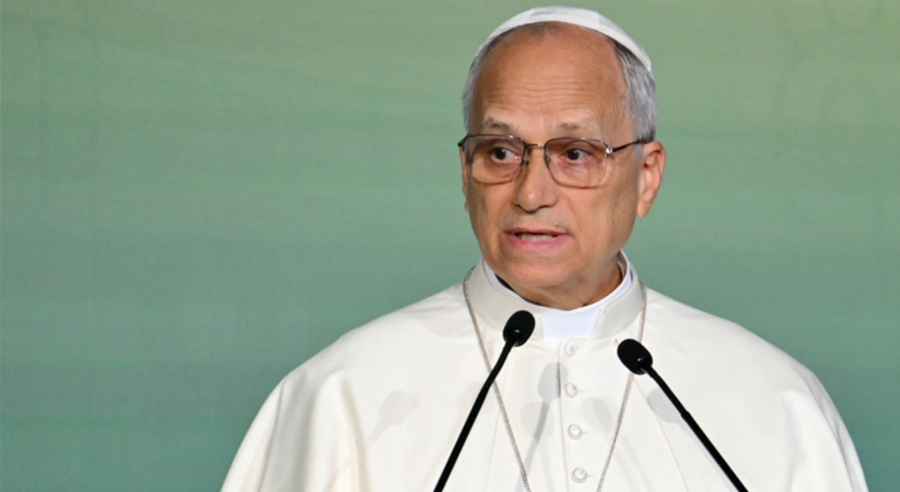 ইসরায়েল-ফিলিস্তিন সংকট নিরসনে যে পরামর্শ দিলেন পোপ