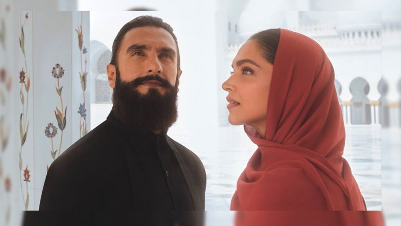 হিজাব পরায় কটাক্ষের শিকার দীপিকা