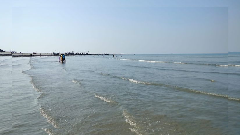 প্রথম দিনে পর্যটকশূন্য সেন্ট মার্টিন, ক্ষোভ