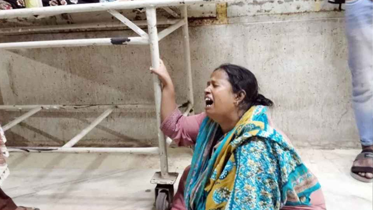 হাসপাতালে নেই ভ্যাকসিন, সাপের ছোবলে মারা গেল শিখা