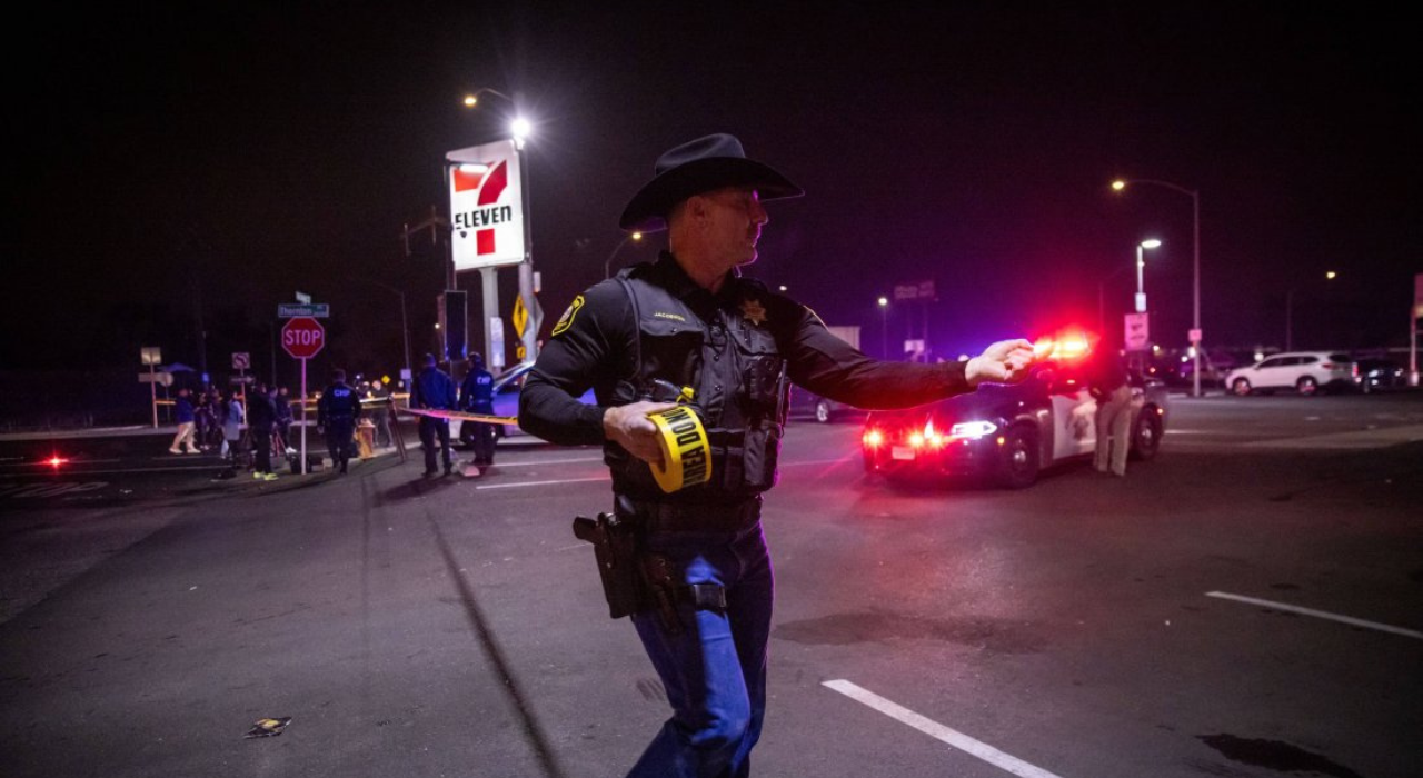 যুক্তরাষ্ট্রে ফের বন্দুক হামলা, হতাহত ১৪